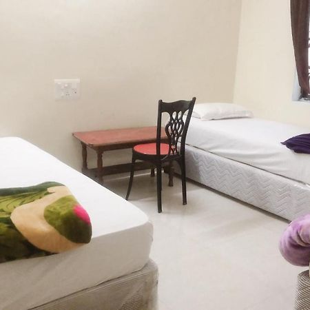 Lotus Residency Otel Bodh Gaya Dış mekan fotoğraf
